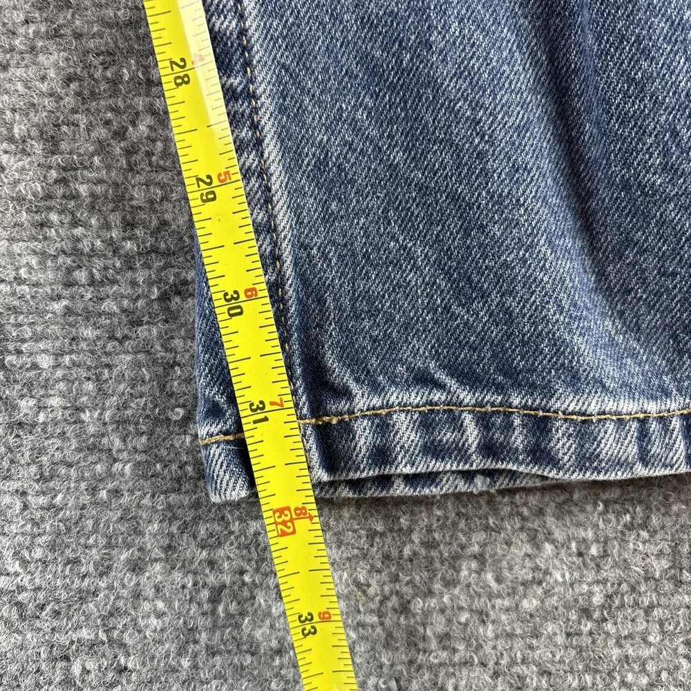Vintage Tommy Jeans 32x32 Medium Wash - Y2K 90s Relaxed Straight Denim